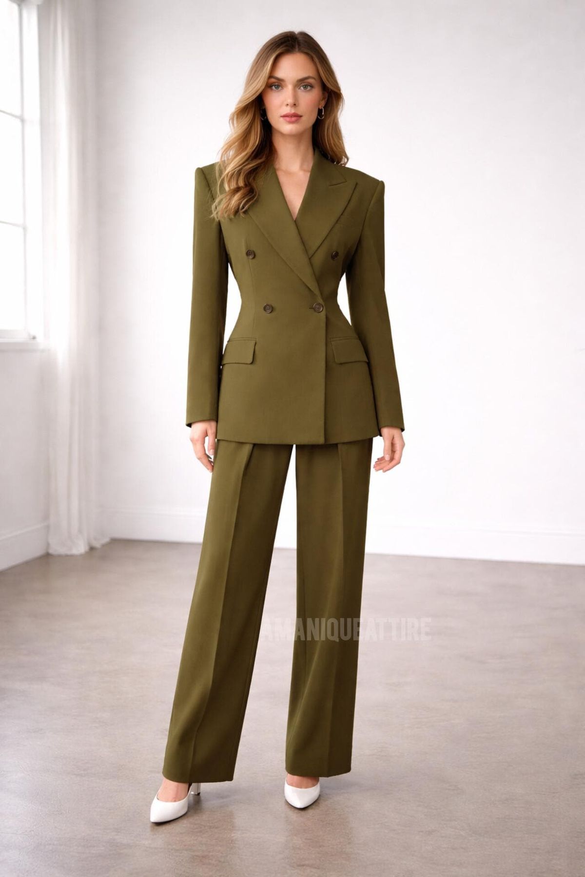 women-suit-3 2