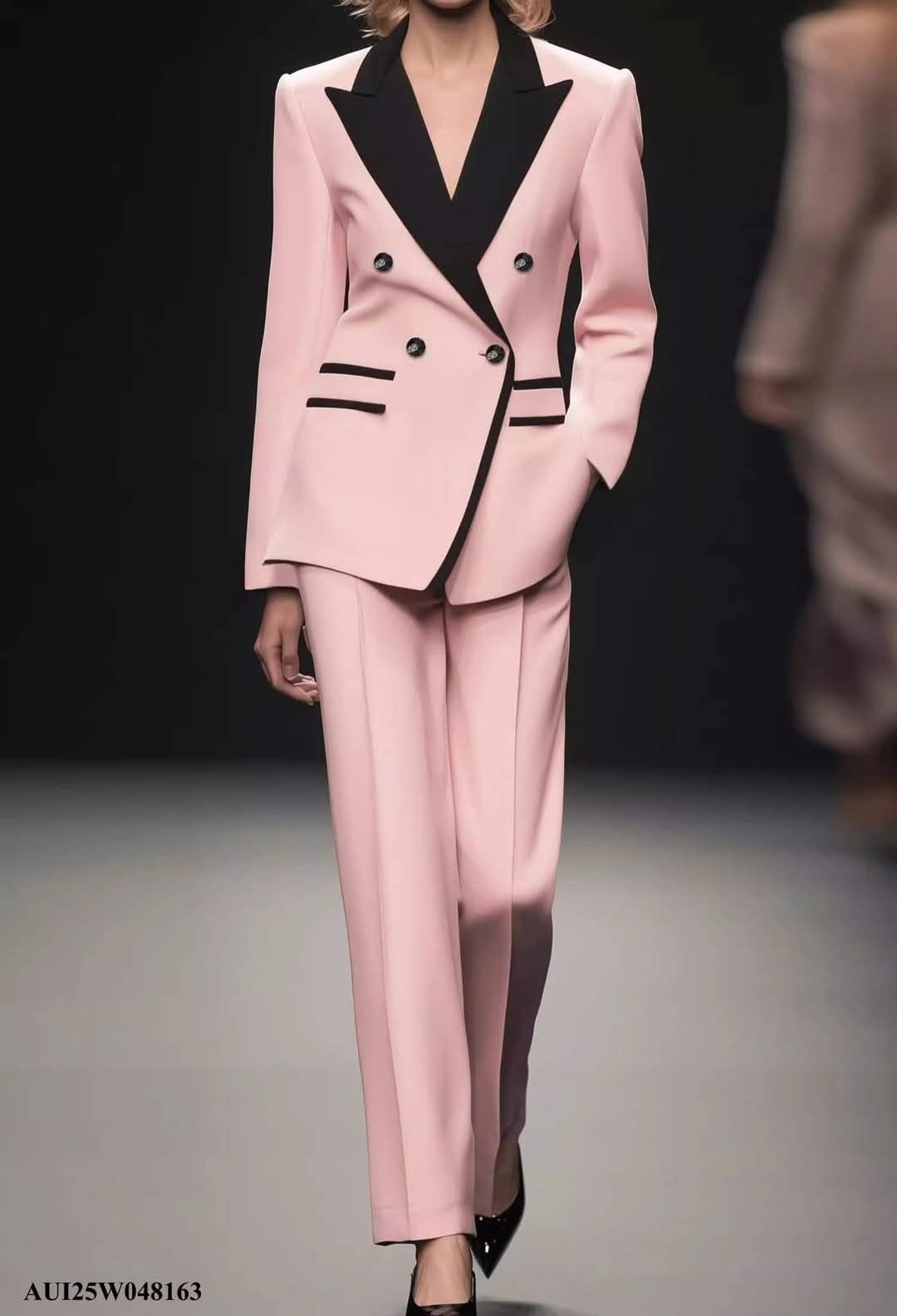 women-suit-3 8