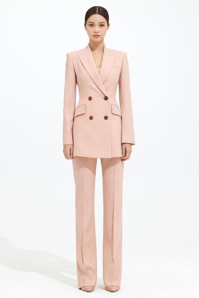 women-suit-3 15