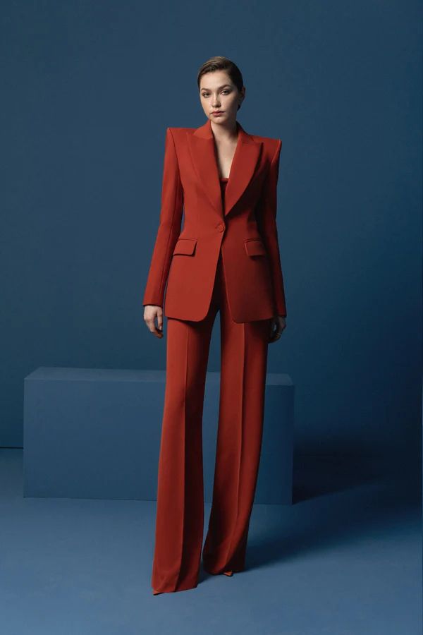 women-suit-3 7