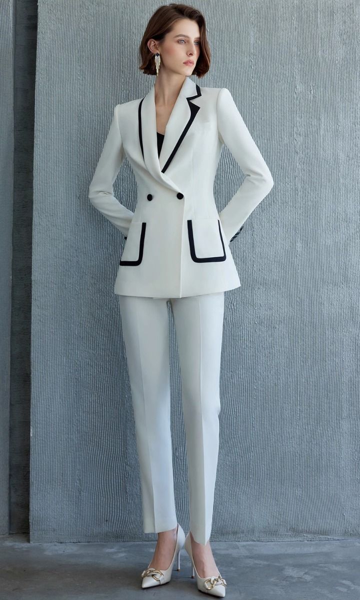 women-suit-3 13